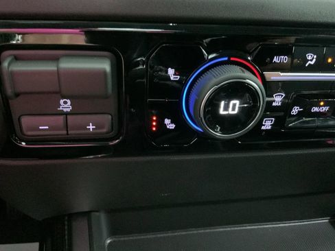 New 2025 Chevrolet Silverado 1500 LT w/ Z71 Off-Road Package image 21