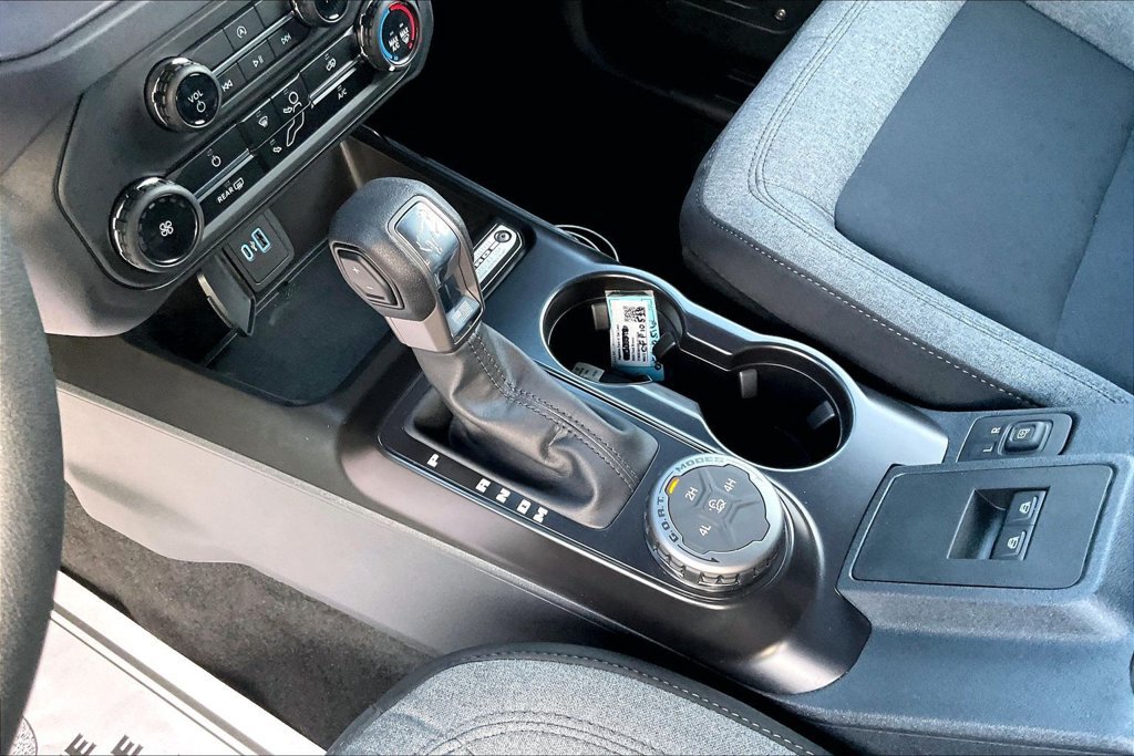 Used 2025 Ford Bronco 2-Door AWD/4WD image 16