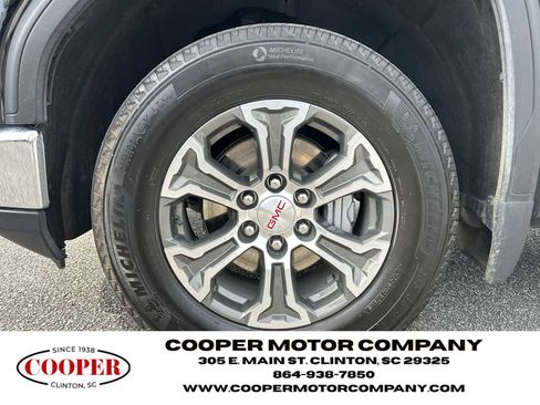 Used 2025 GMC Sierra 1500 SLT image 10