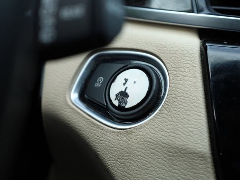 Used 2017 BMW X1 xDrive28i w/ Premium Package image 28