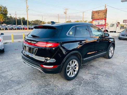 Used 2019 Lincoln MKC Select w/ Select Plus Package image 10