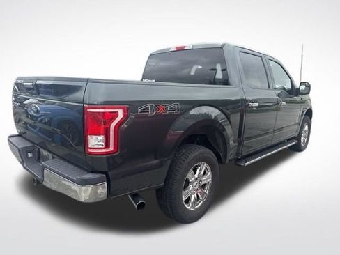 Used 2015 Ford F150 XLT w/ Equipment Group 301A Mid AWD/4WD image 4