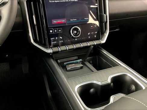 New 2026 GMC Acadia Elevation w/ Elevation Premium Package FWD image 7