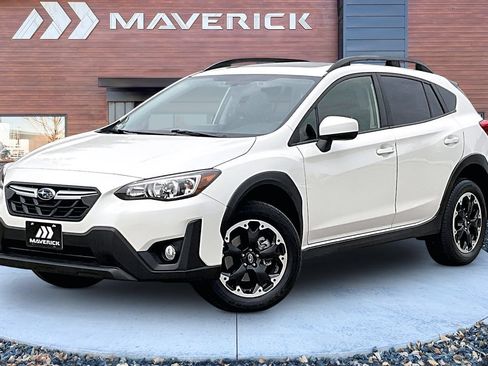 Used 2023 Subaru Crosstrek 2.0i Premium w/ Popular Package #3 AWD/4WD image 3