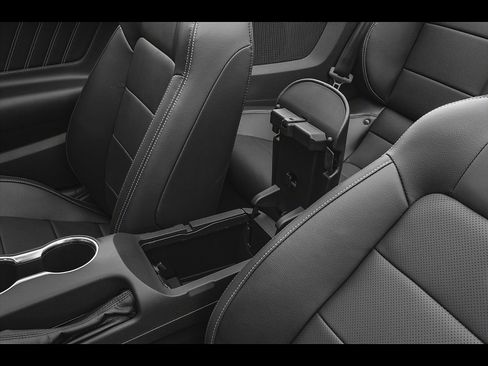 Used 2021 Ford Mustang Premium RWD image 32