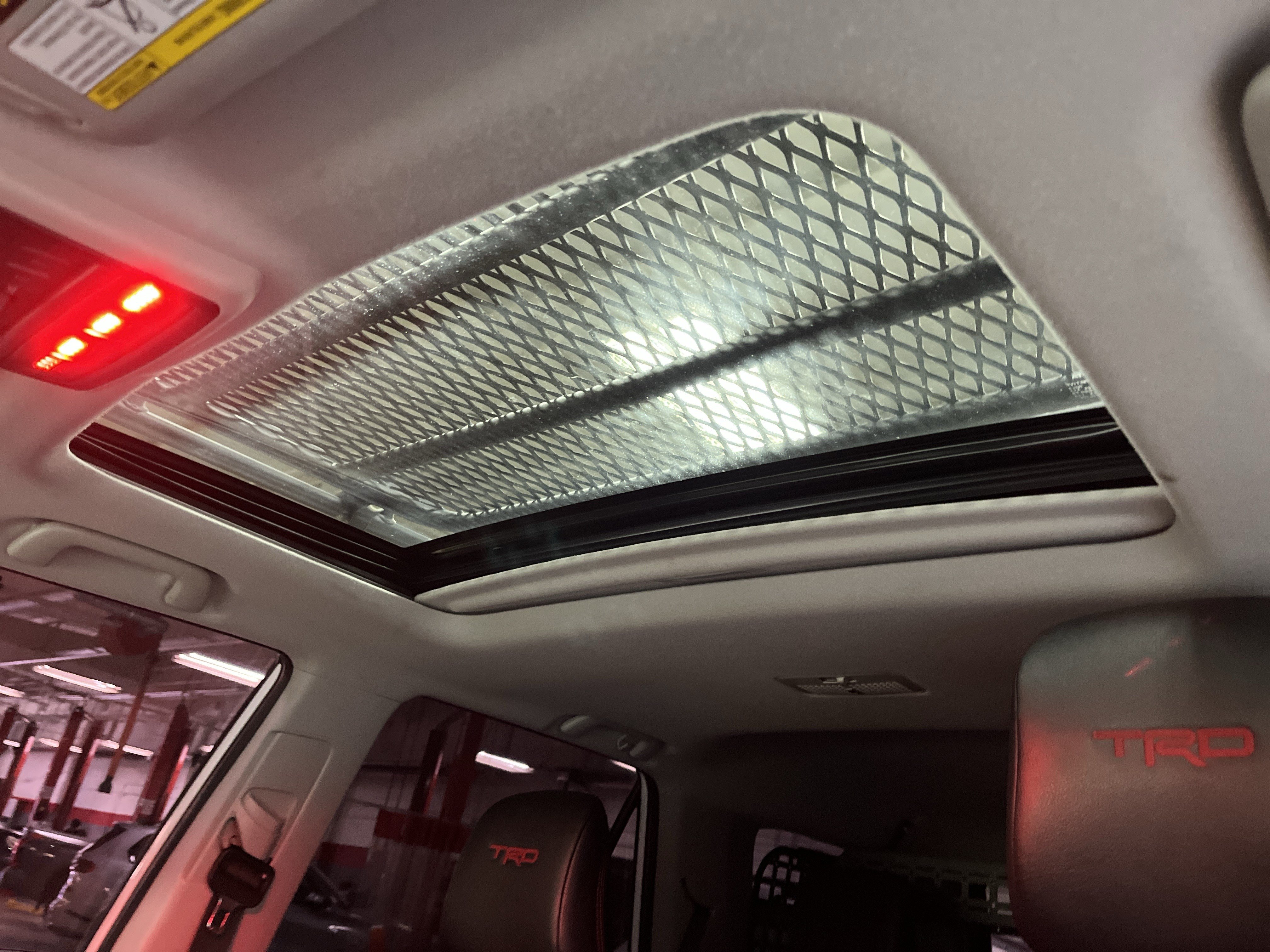 Used 2021 Toyota 4Runner Venture w/ Moonroof Package AWD/4WD image 8