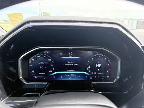 Used 2026 Chevrolet Silverado 2500 LT AWD/4WD image 11