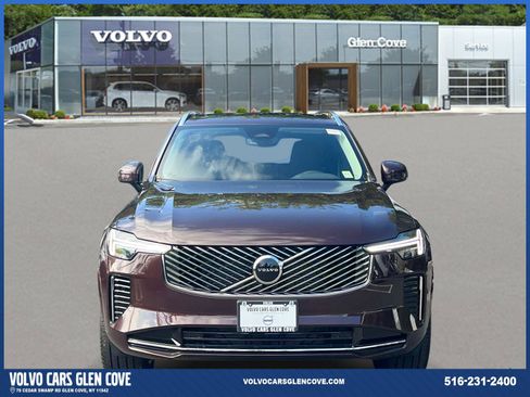Used 2026 Volvo XC90 B5 Core w/ Protection Package AWD/4WD image 2