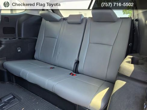 Used 2023 Toyota Highlander Bronze Edition AWD/4WD image 21