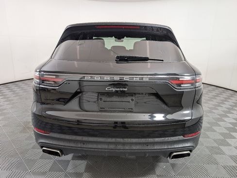 Used 2023 Porsche Cayenne image 11