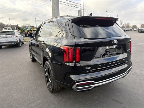 Used 2021 Kia Sorento SX image 5