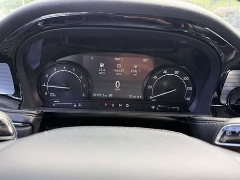 Used 2022 Lincoln Corsair AWD w/ Equipment Group 101A image 22