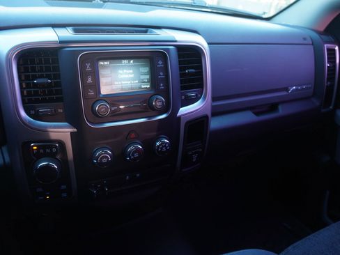 Used 2016 RAM 1500 Big Horn AWD/4WD image 39