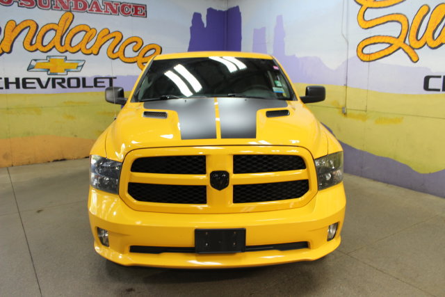 Used 2019 RAM 1500 Express w/ Wheel & Sound Group AWD/4WD image 3
