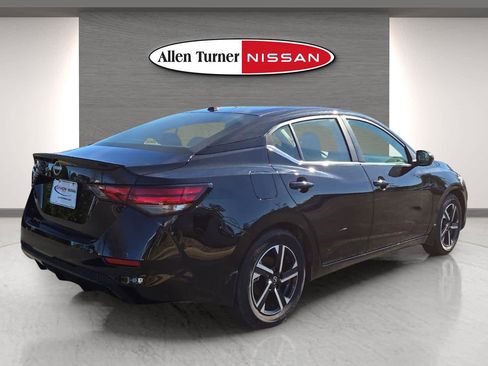 New 2025 Nissan Sentra SV w/ All-Weather Package image 4