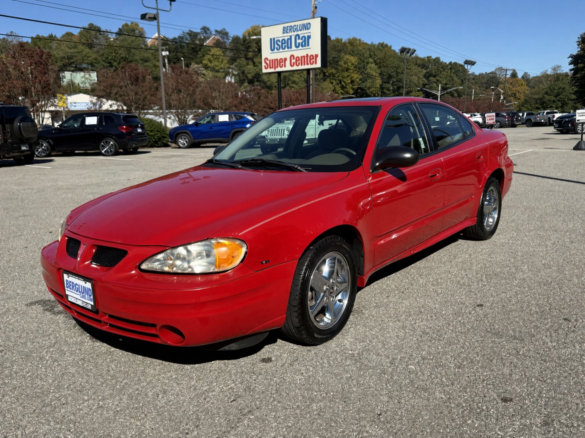 Used 2004 Pontiac Grand Am SE FWD image 1