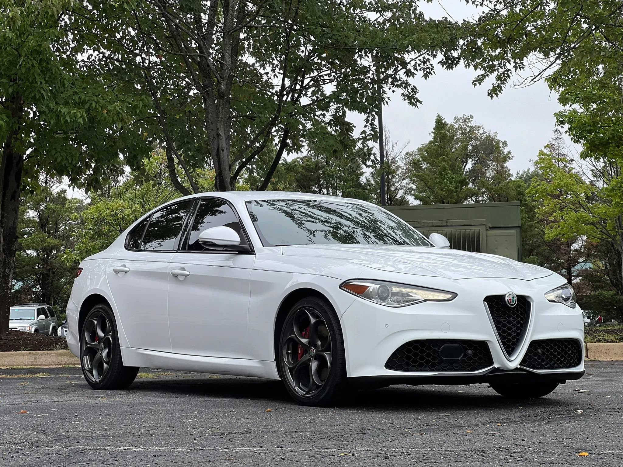 Used 2019 Alfa Romeo Giulia Ti Sport w/ Quick Order Package 22S Sport AWD/4WD image 7