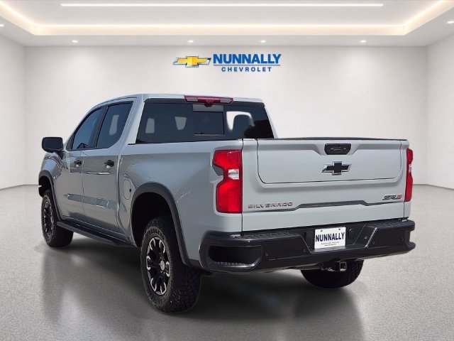 Used 2024 Chevrolet Silverado 1500 ZR2 w/ Technology Package AWD/4WD image 3