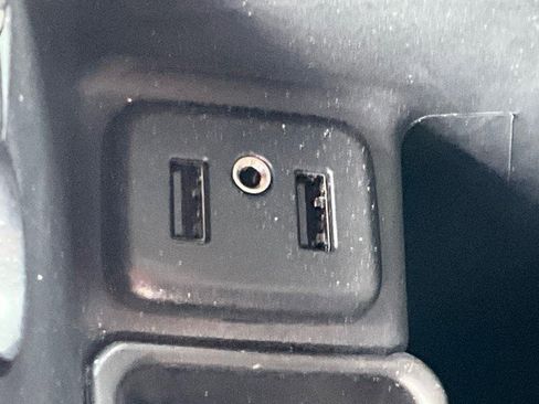 Used 2017 GMC Sierra 1500 SLT w/ SLT Premium Package image 24