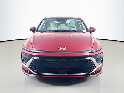 Used 2025 Hyundai Sonata SEL FWD image 2