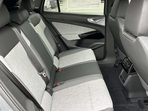 New 2026 Volkswagen ID.4 Pro AWD/4WD image 15