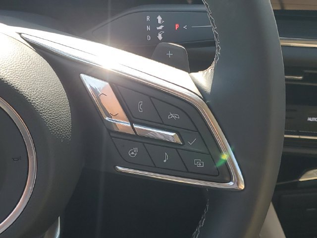 Certified 2025 Buick Envision Preferred AWD/4WD image 24