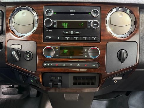 Used 2009 Ford F250 Lariat image 20