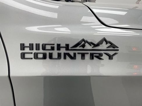 Used 2024 Chevrolet Tahoe High Country w/ Advanced Technology Package image 3