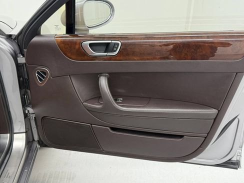 Used 2006 Bentley Flying Spur Flying Spur AWD/4WD image 39
