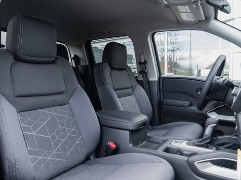 New 2026 Nissan Frontier SV w/ SV Convenience Package AWD/4WD image 28