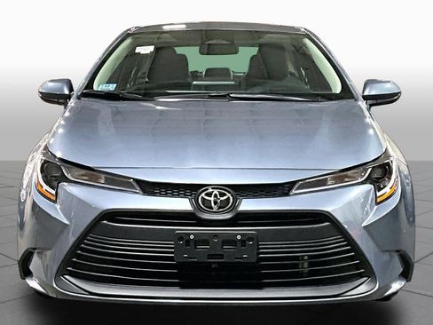 Certified 2025 Toyota Corolla LE FWD image 4