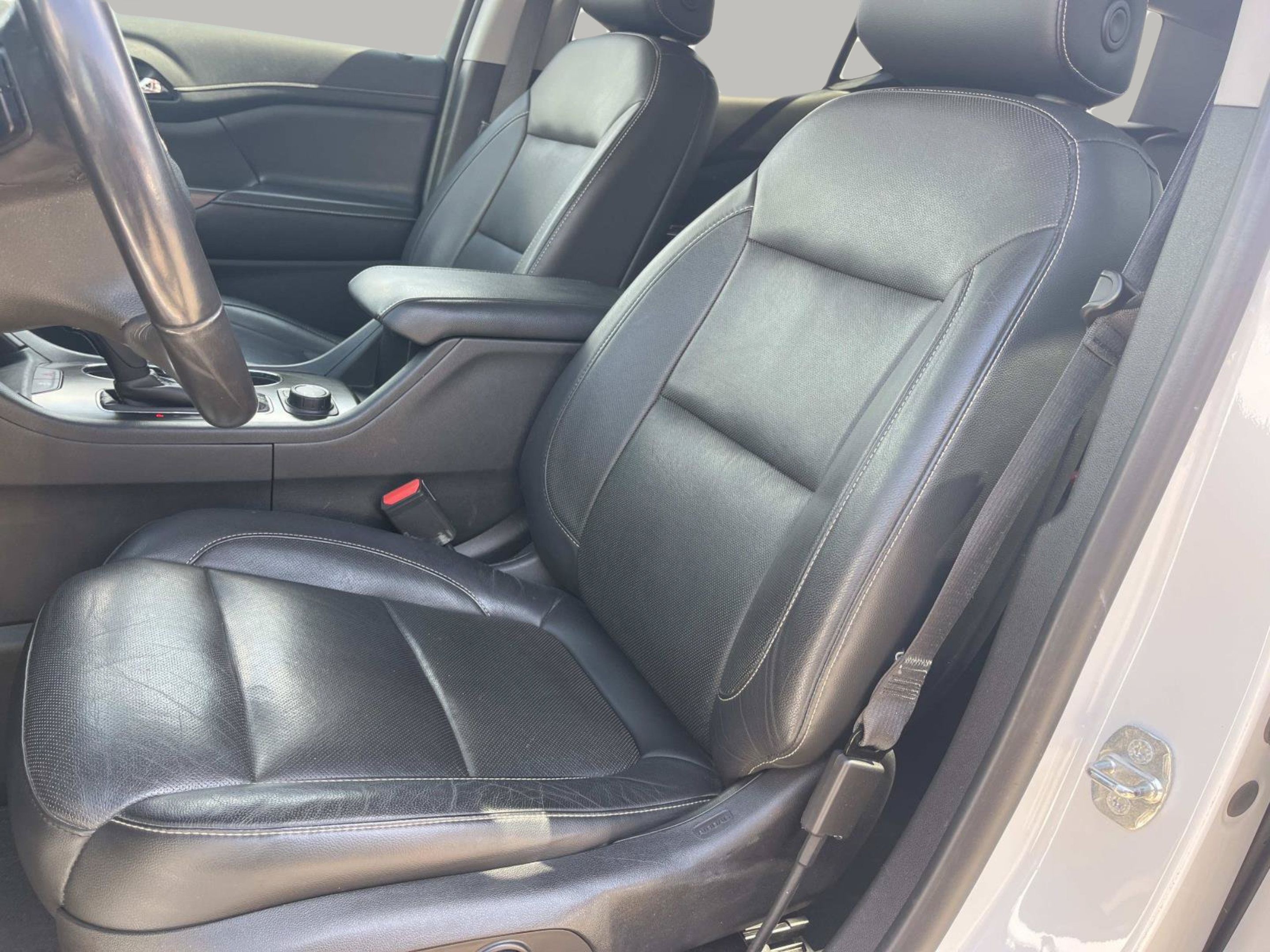 Used 2019 GMC Acadia SLT FWD image 32