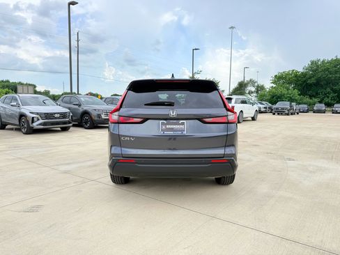 Used 2025 Honda CR-V EX-L image 6