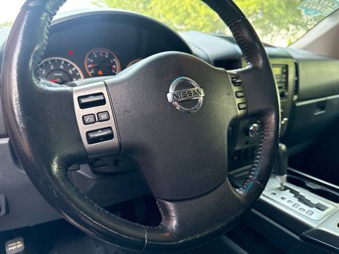 Used 2012 Nissan Titan SV w/ SV Value Truck Pkg AWD/4WD image 22