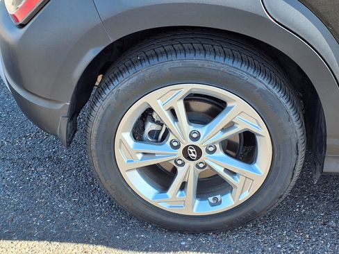 Used 2023 Hyundai Kona SEL image 9