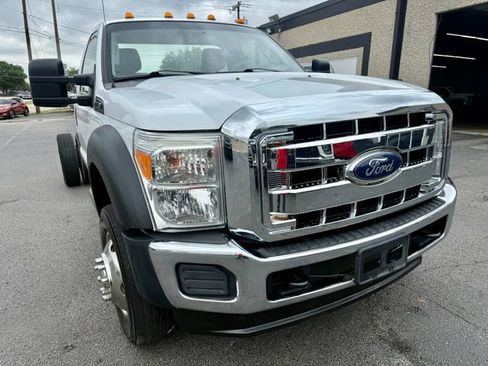 Used 2013 Ford F550 2WD Regular Cab Super Duty w/ Payload Upgrade Pkg image 11