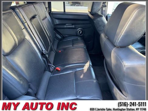 Used 2008 Jeep Commander Limited image 33