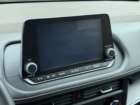 Certified 2023 Nissan Rogue SV AWD/4WD image 16