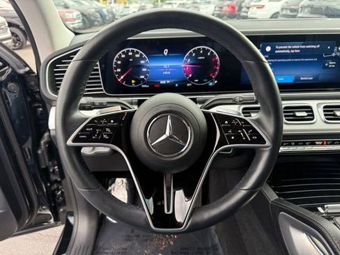Used 2024 Mercedes-Benz GLE 450 4MATIC image 23