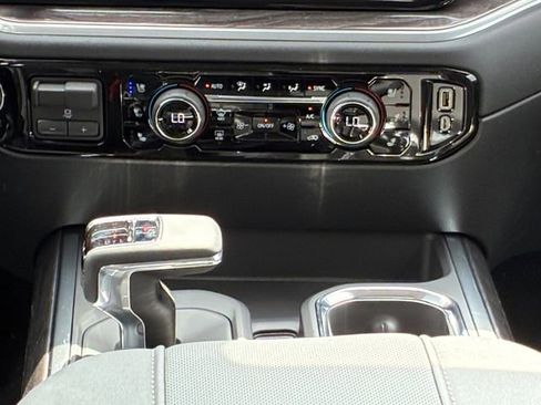 New 2026 Chevrolet Silverado 1500 LTZ w/ LTZ Premium Package AWD/4WD image 20