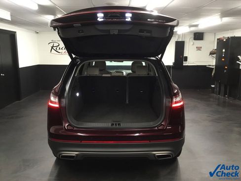 Used 2020 Lincoln Nautilus Reserve image 12