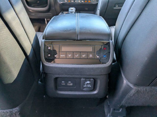 Used 2023 INFINITI QX60 Sensory w/ Vision Package AWD/4WD image 17
