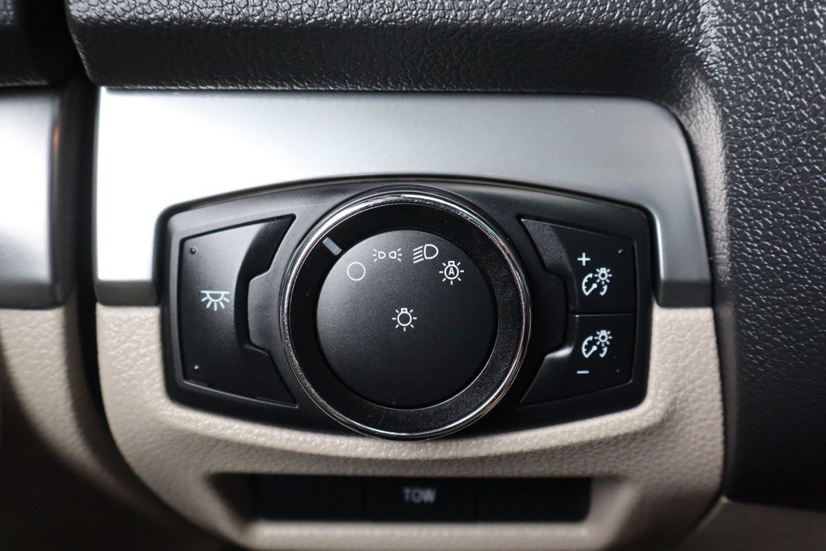 Used 2015 Ford Explorer 4WD image 30