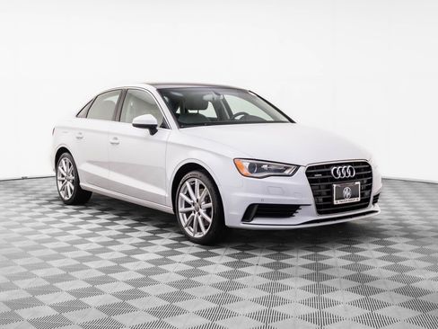 Used 2015 Audi A3 2.0T Premium Plus image 7