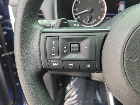 Certified 2022 Nissan Rogue S FWD image 22
