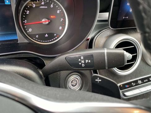 Used 2020 Mercedes-Benz GLC 300 4MATIC w/ Parking Assistance Package image 18