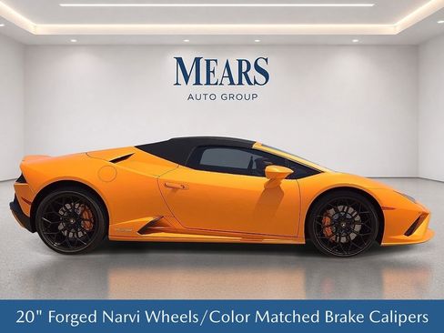 Used 2021 Lamborghini Huracan EVO RWD image 7