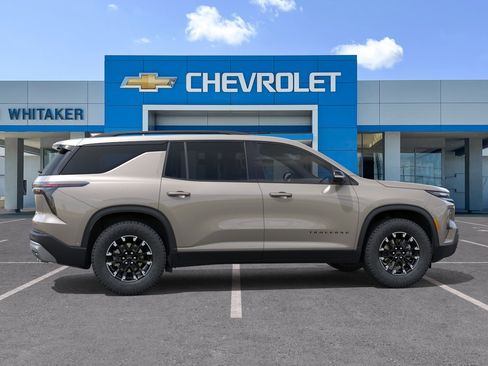New 2026 Chevrolet Traverse Z71 w/ Enhanced Driving Package AWD/4WD image 5