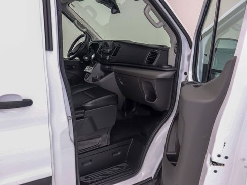 Used 2024 Ford Transit 250 148 Medium Roof RWD image 15