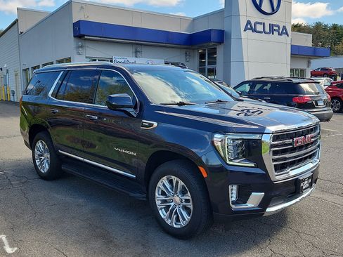 Used 2024 GMC Yukon SLT AWD/4WD image 4
